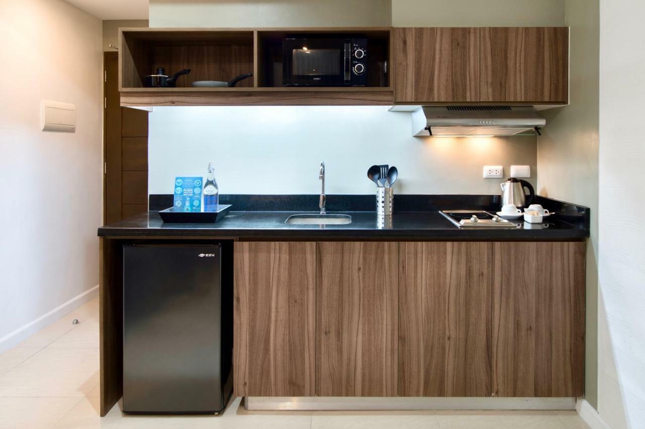 The Sphere Serviced Residences Managed By Hii Makati City Ngoại thất bức ảnh