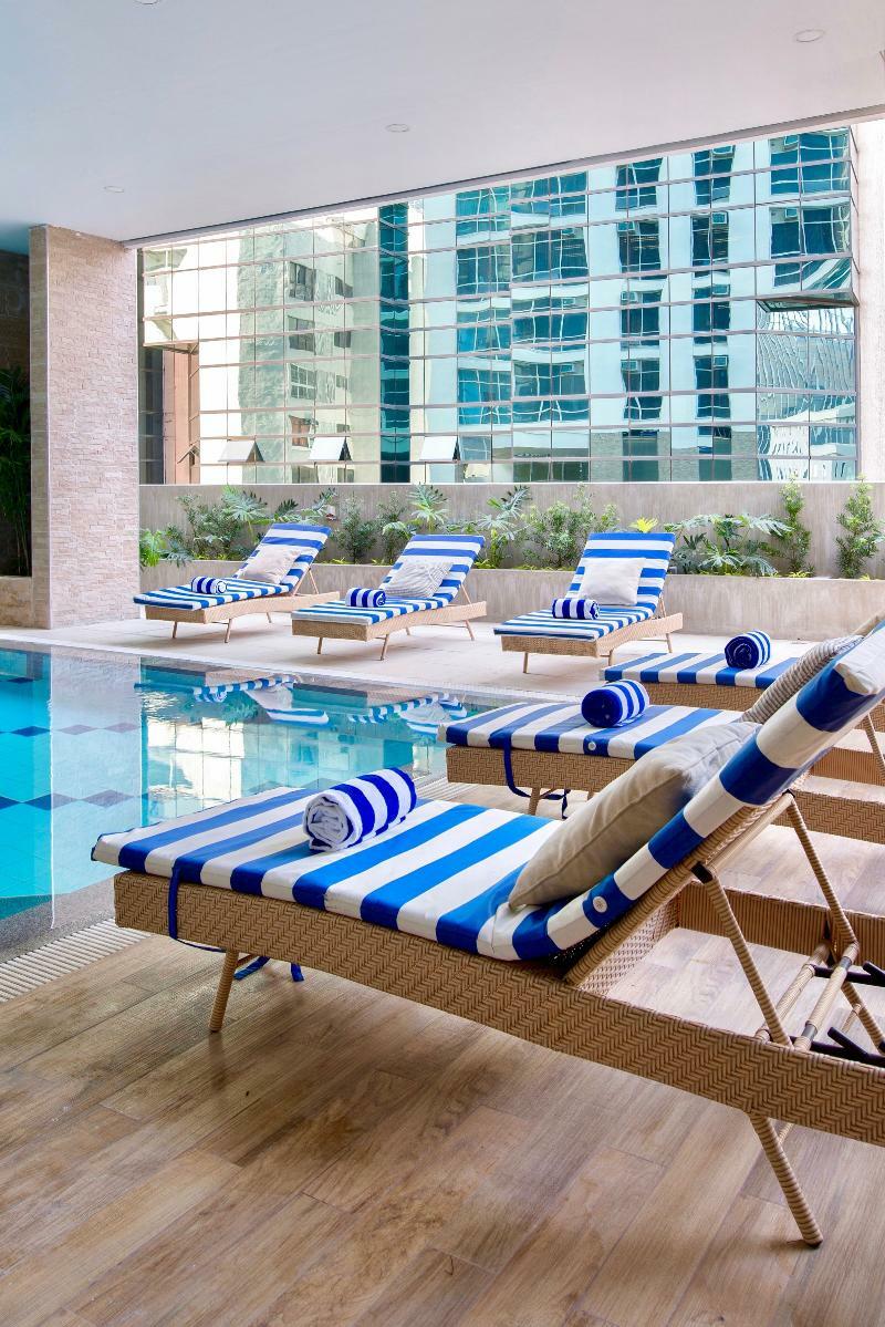 The Sphere Serviced Residences Managed By Hii Makati City Ngoại thất bức ảnh