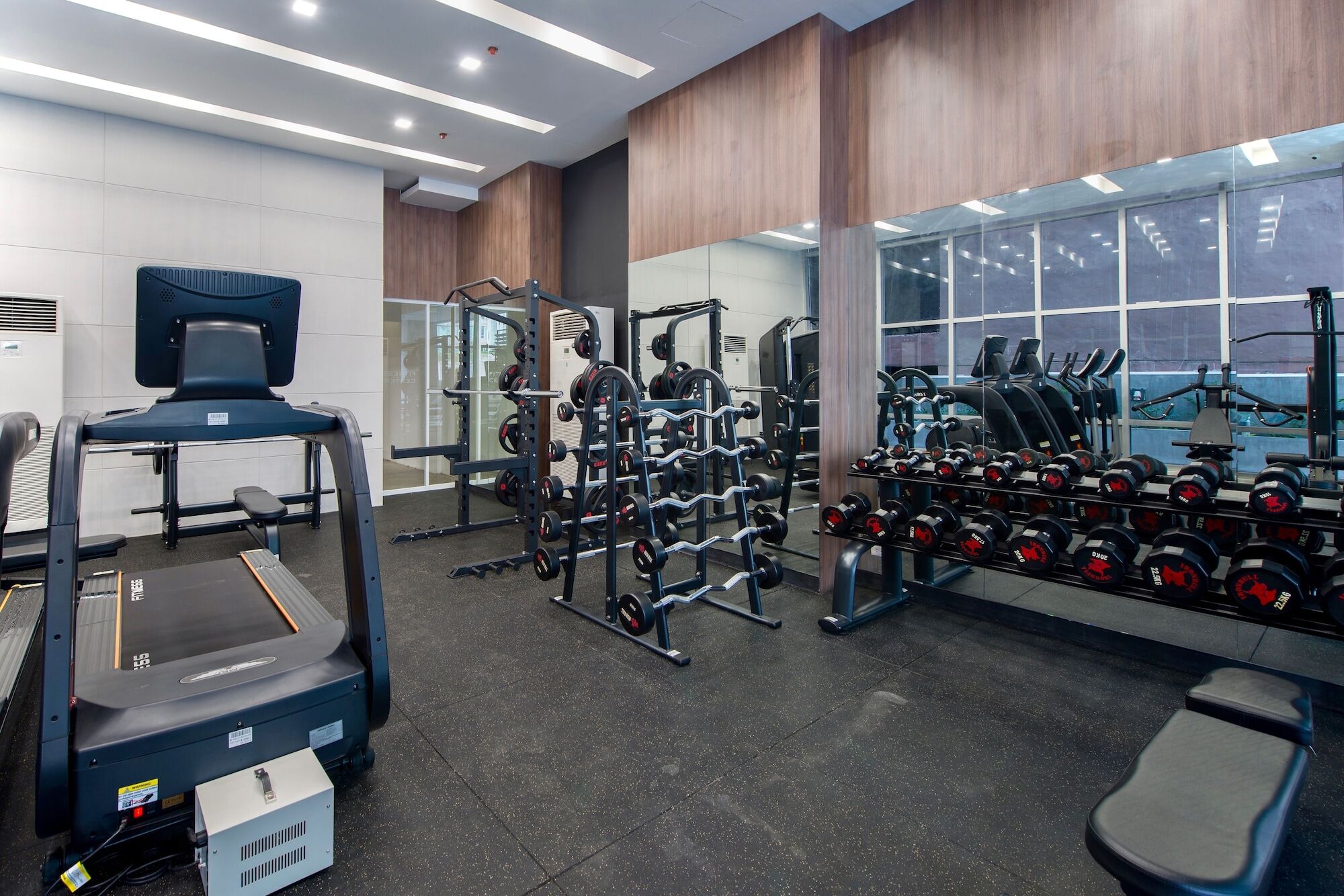 The Sphere Serviced Residences Managed By Hii Makati City Ngoại thất bức ảnh