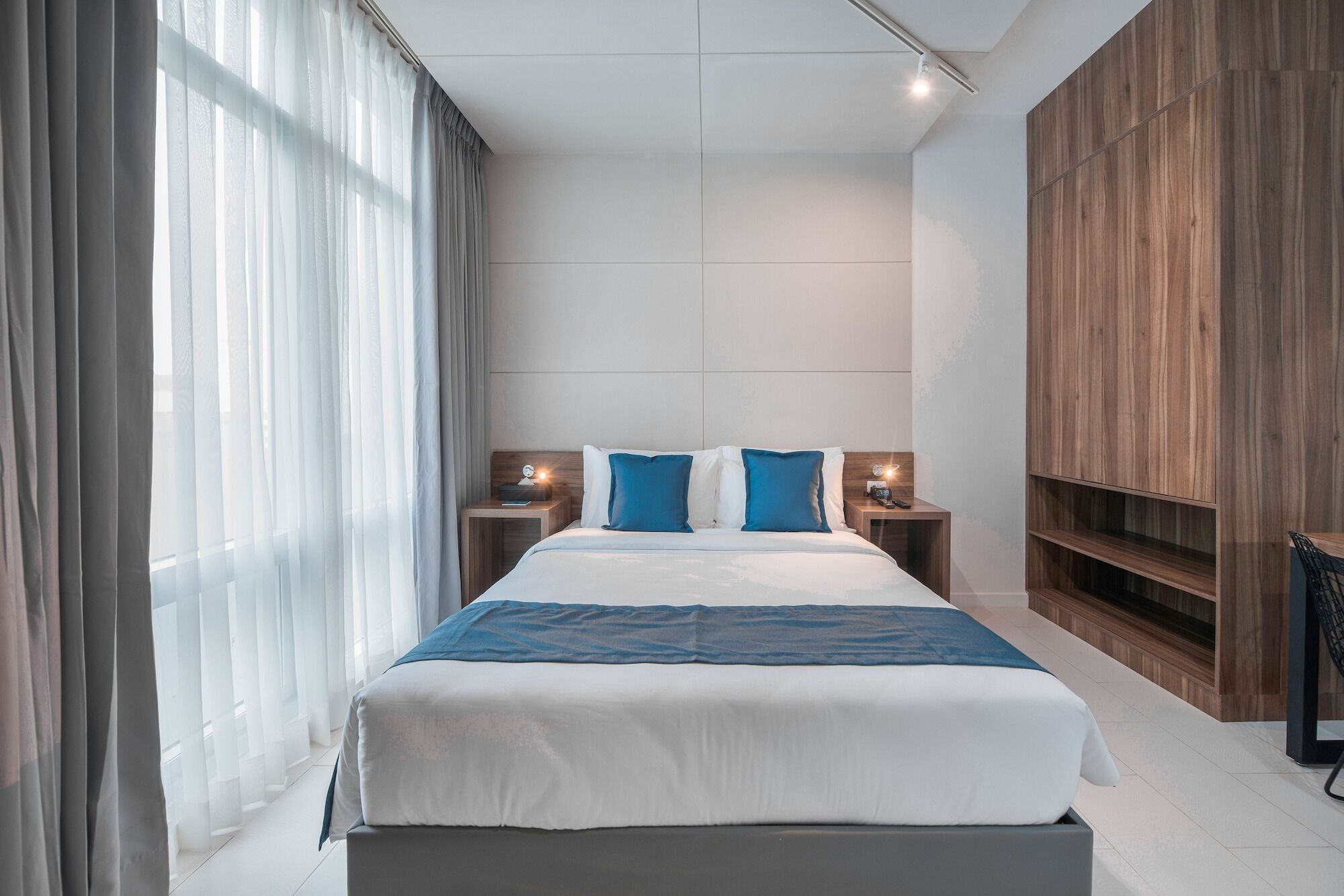 The Sphere Serviced Residences Managed By Hii Makati City Ngoại thất bức ảnh